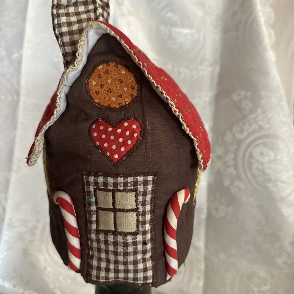 vintage quilted tissue /box cover house handmade cottagecore Christmas